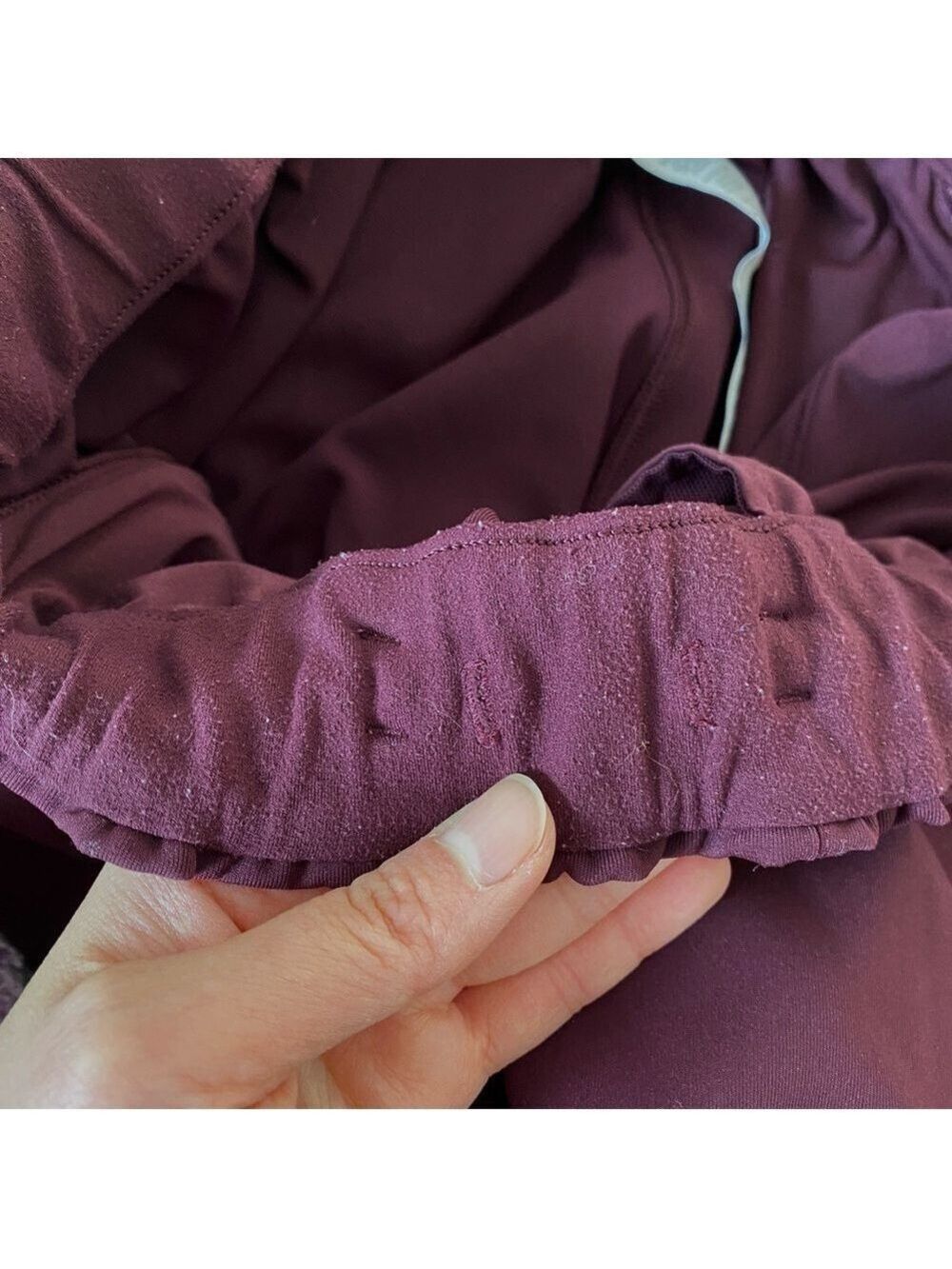 Lululemon Keep Moving 7/8 Pant High Rise Size 8 Cassis Full-On Luxtreme - Picture 10 of 14